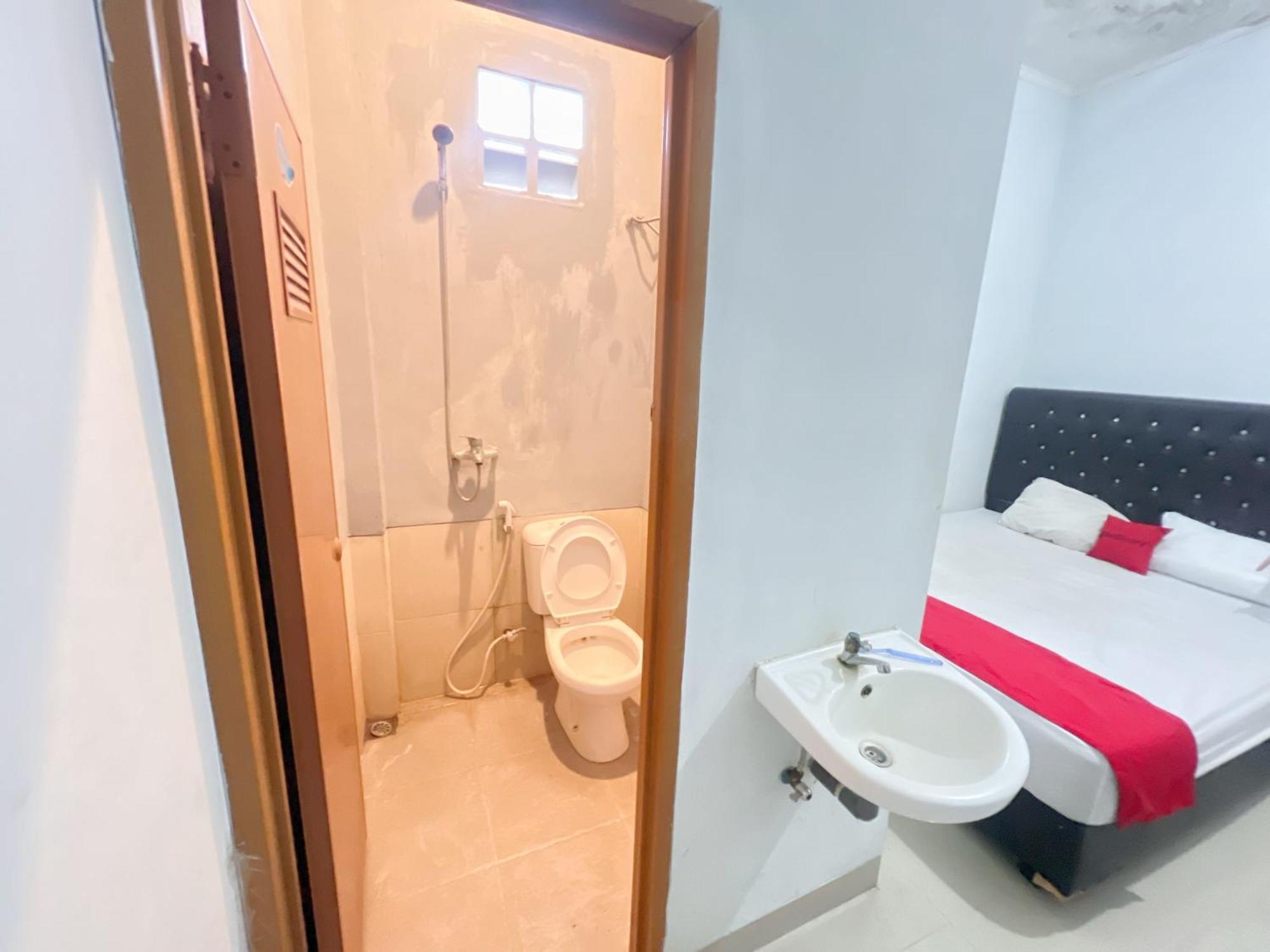 Reddoorz At Kay Residence Waydadi Lampung Bandar Lampung Exteriér fotografie